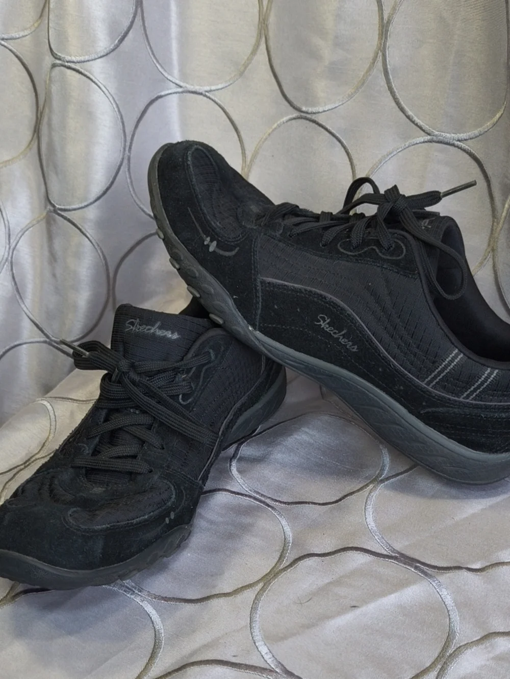 Skechers Relaxed Fit women's Leather Sneakers All Black Casual Work AB